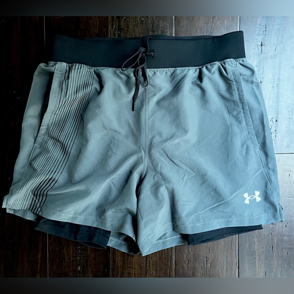 Under Armour Men’s 5 inch Running Shorts 2 in 1  Speedpocket